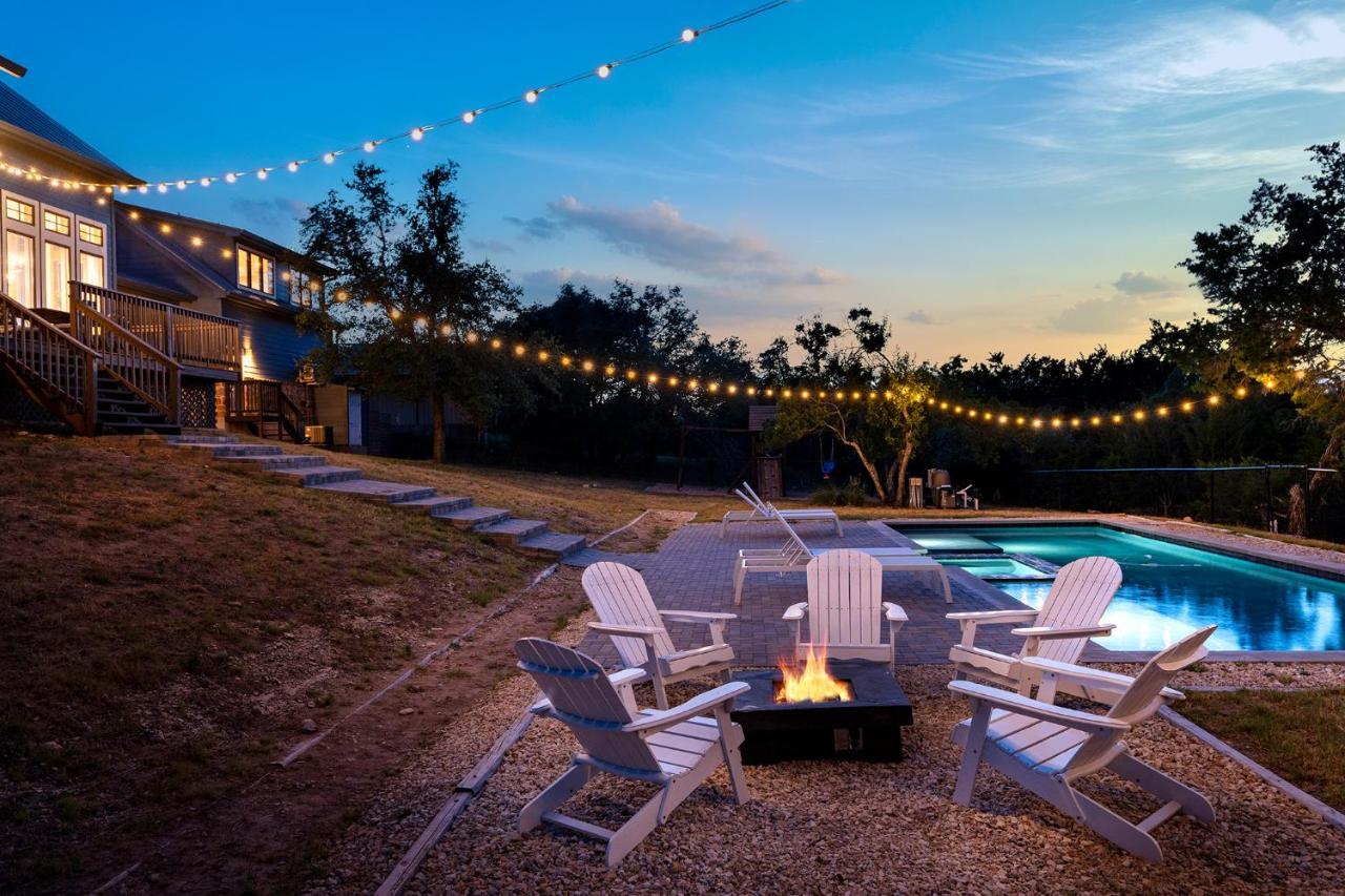 Villa Luxe Retreat Sleeps 23 With Pool Dripping Springs Exterior foto